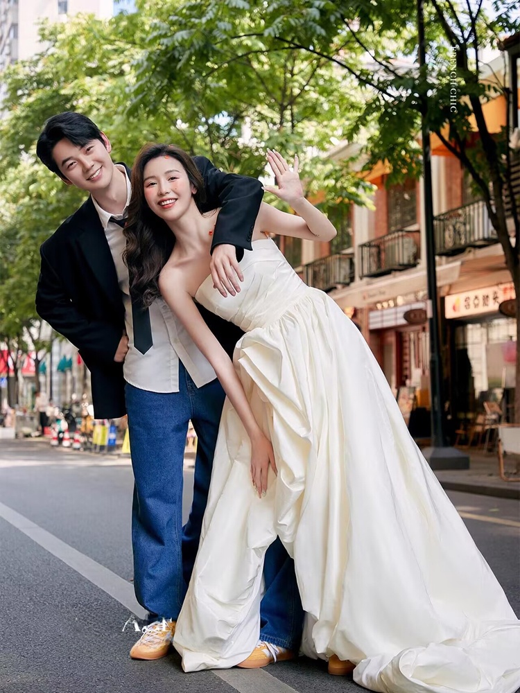 Street Fashion Korean - Vestido de Casamento Estilo Coreano Moderno