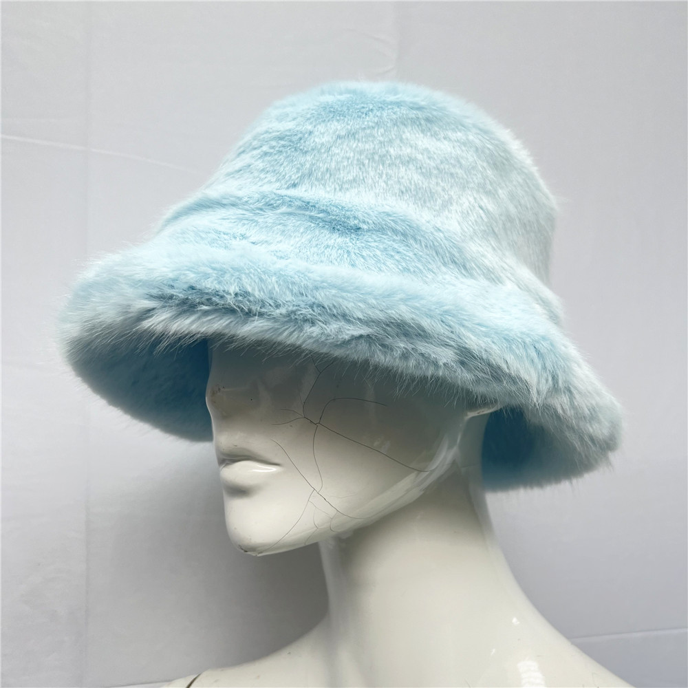 Chapéu de balde de pele artifi - Bucket Hat Embroidered avaliação e preço